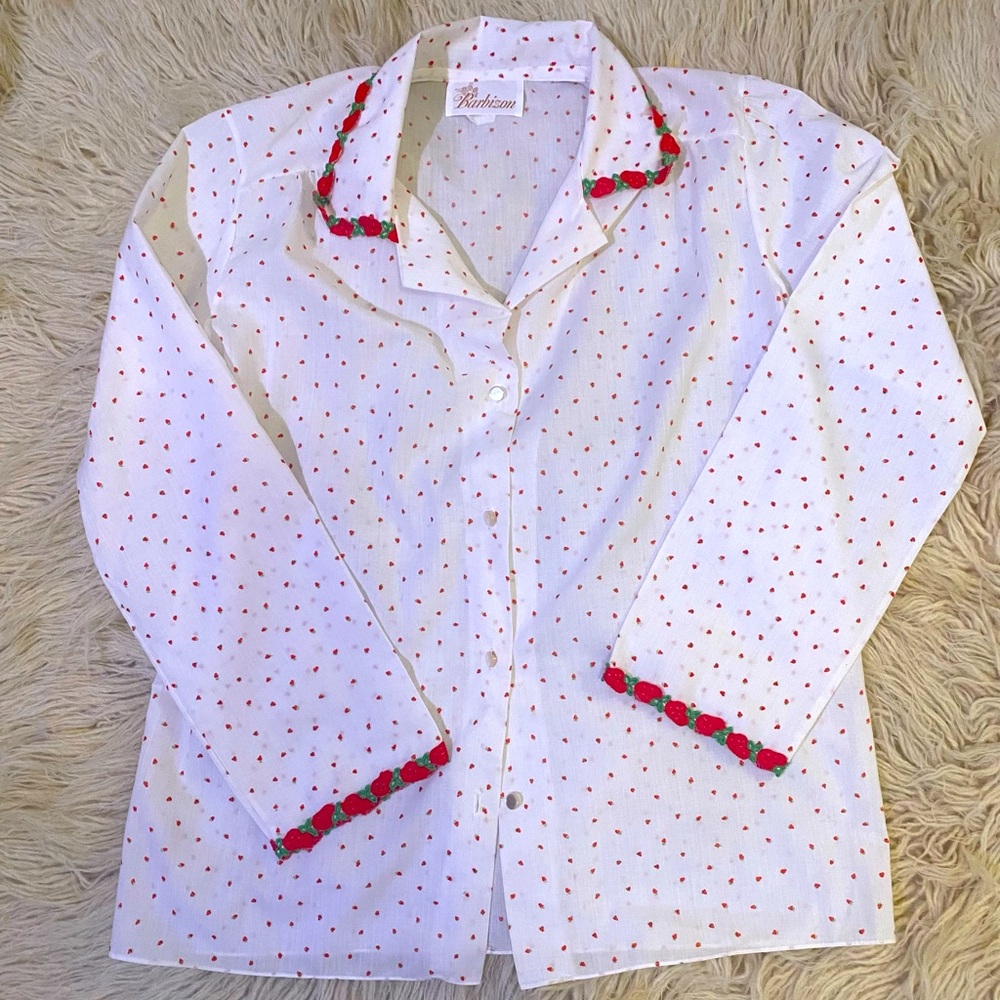 Vintage Barbizon Strawberry Print Pajama Top Embroidered Collar White Red L/S